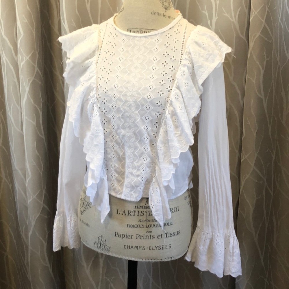 Zara ladies XS long sleeve pullover eyelet.